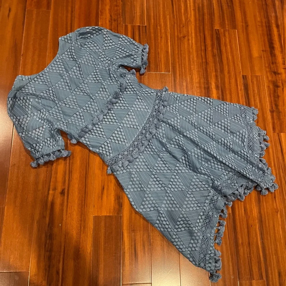 TULAROSA Blue Crochet Dress Lace Pom Pom Tassel V-Neck‎ Short Sleeve Size XXS